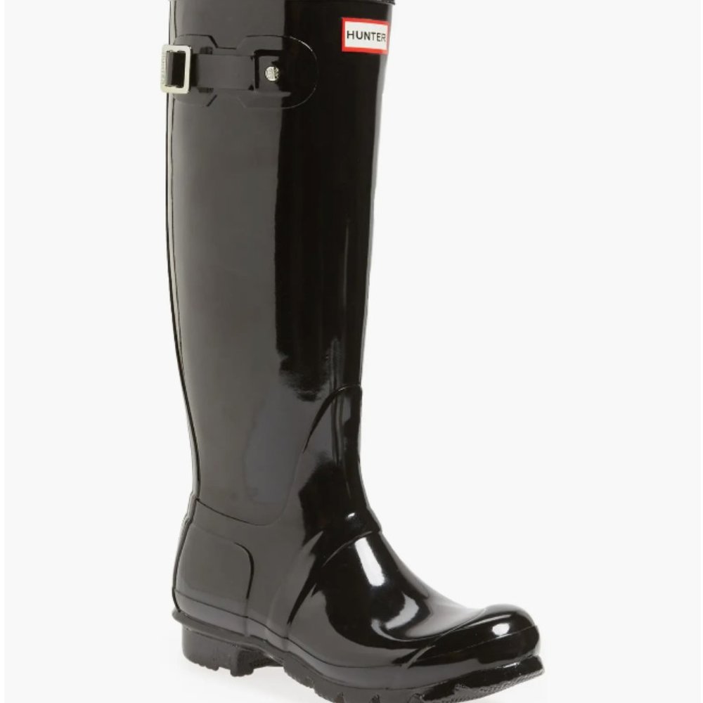 Hunter Original Tall Gloss Black Rain Boots (Size8/39) & Black Knee High Socks - Picture 2 of 16